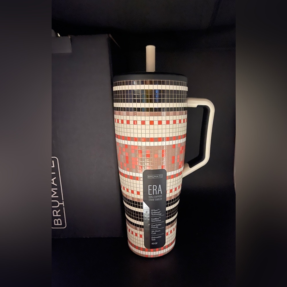 NWT Brumate ANTHROPOLOGIE EXCLUSIVE 40oz Era BLACK MOTIF
